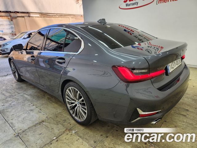 BMW 3-Series 320i M Sport