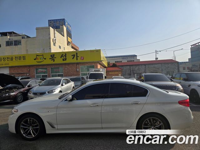 BMW 5-Series 520d M Sport package