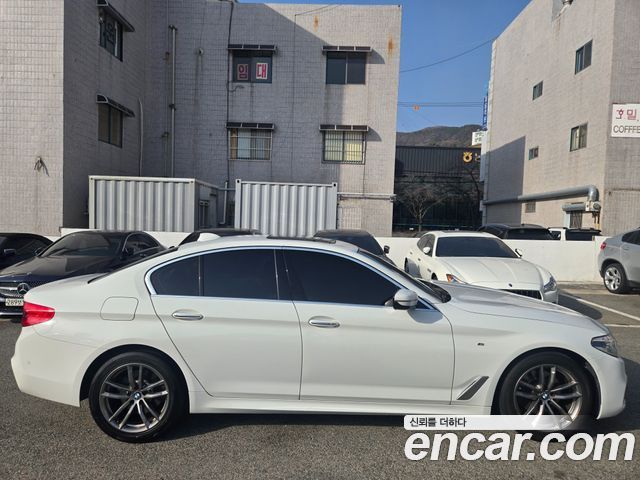 BMW 5-Series 520d M Sport package