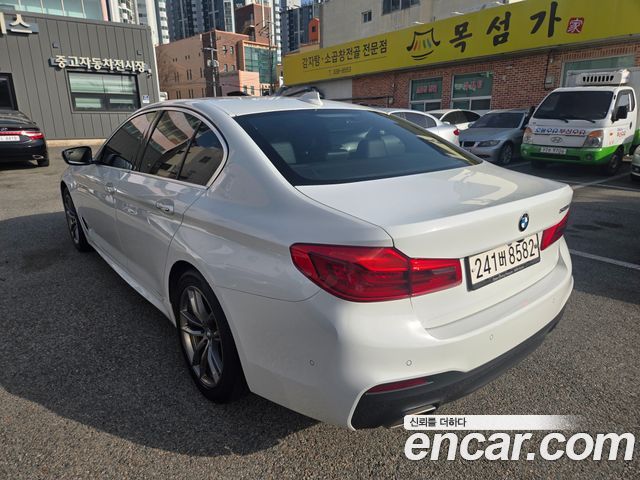 BMW 5-Series 520d M Sport package