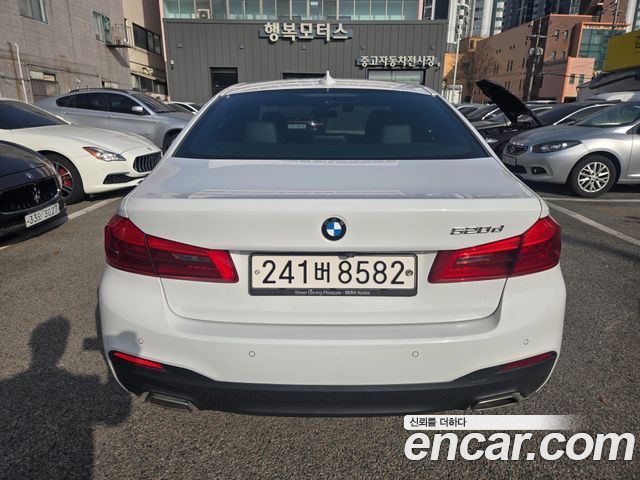 BMW 5-Series 520d M Sport package