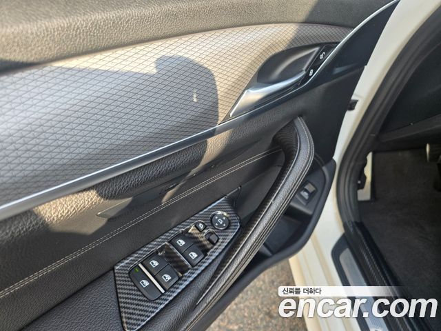 BMW 5-Series 520d M Sport package