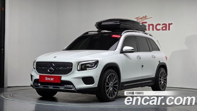 Mercedes-Benz GLB-Class GLB220