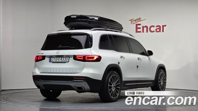 Mercedes-Benz GLB-Class GLB220
