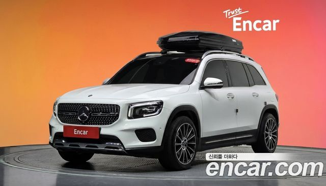 Mercedes-Benz GLB-Class GLB220