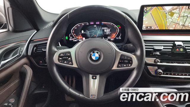 BMW 5-Series 523d M Sport