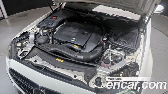 Mercedes-Benz E-Class E350 4MATIC Avantgarde