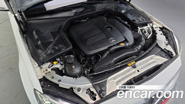 Mercedes-Benz C-Class C200