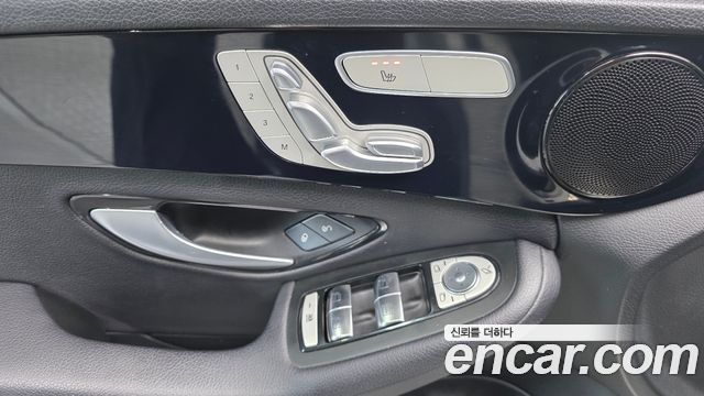 Mercedes-Benz C-Class C200