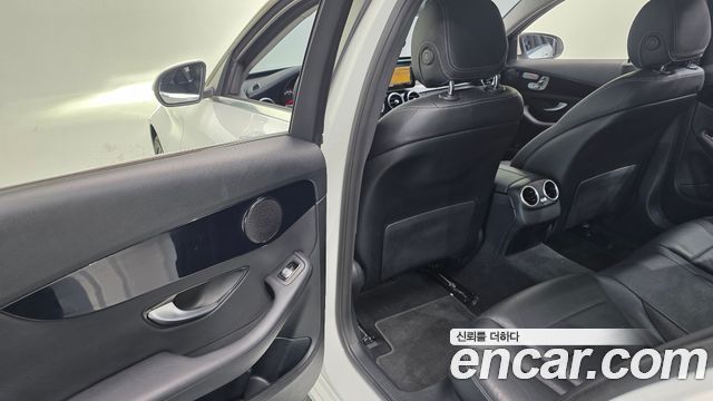 Mercedes-Benz C-Class C200