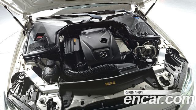 Mercedes-Benz E-Class E300 Avantgarde