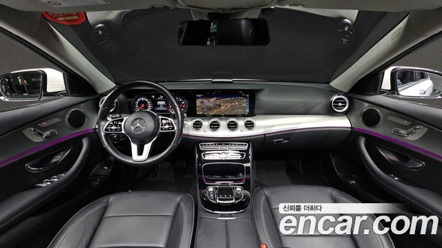 Mercedes-Benz E-Class E300 Avantgarde