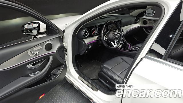 Mercedes-Benz E-Class E300 Avantgarde