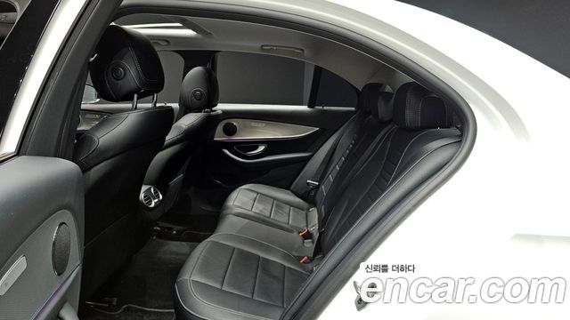 Mercedes-Benz E-Class E300 Avantgarde
