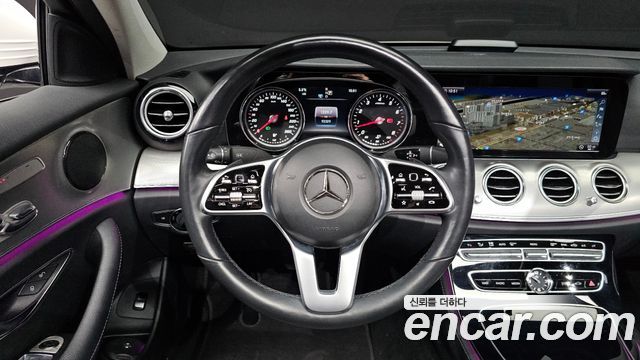 Mercedes-Benz E-Class E300 Avantgarde