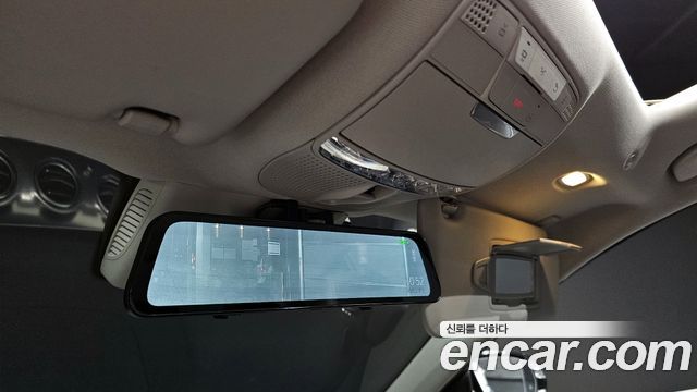 Mercedes-Benz E-Class E300 Avantgarde