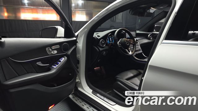 Mercedes-Benz GLC-Class GCL300 4MATIC Coupe