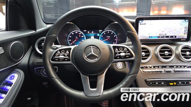 Mercedes-Benz GLC-Class GCL300 4MATIC Coupe