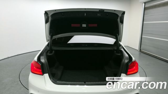 BMW 5-Series M550d xDrive