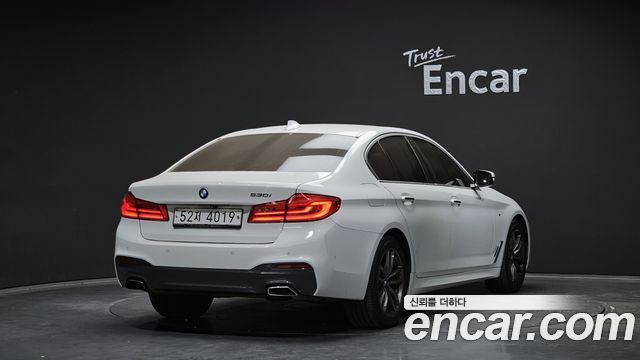 BMW 5-Series 530i M Sport Package