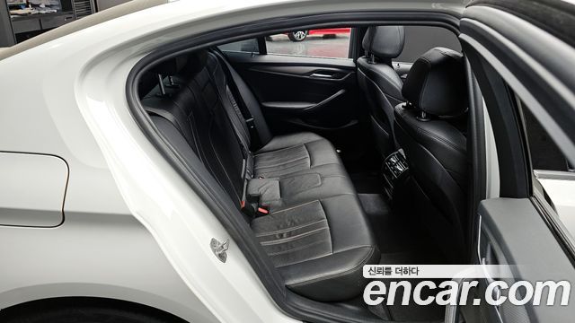 BMW 5-Series 530i M Sport Package