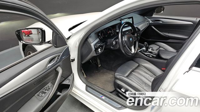 BMW 5-Series 530i M Sport Package
