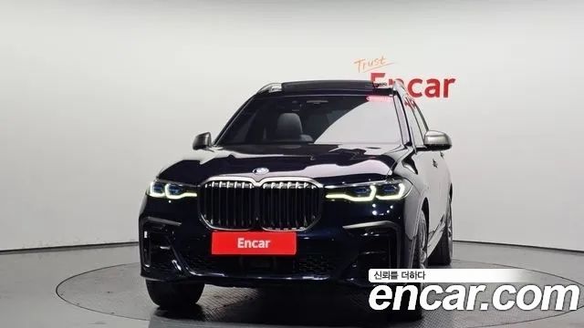 BMW X7 M50i 6STR