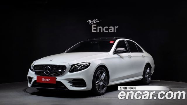 Mercedes-Benz E-Class E300 4MATIC AMG Line