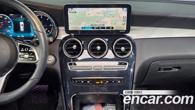 Mercedes-Benz GLC-Class GLC220 d 4MATIC