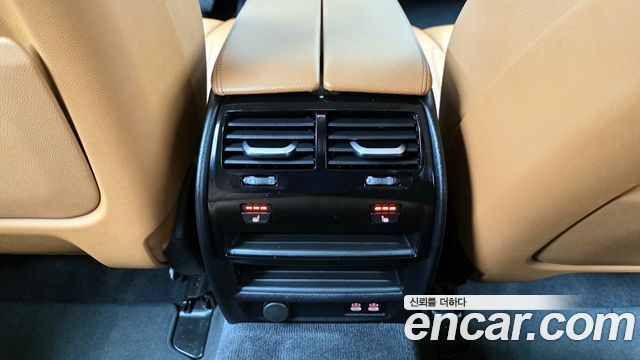 BMW 5-Series 520i Luxury