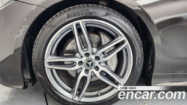 Mercedes-Benz E-Class E220d Coupe