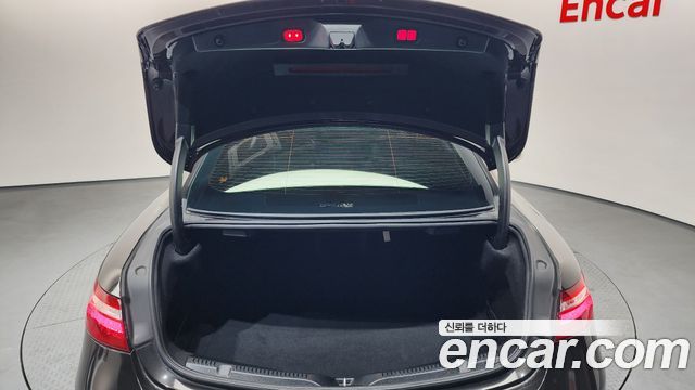 Mercedes-Benz E-Class E220d Coupe