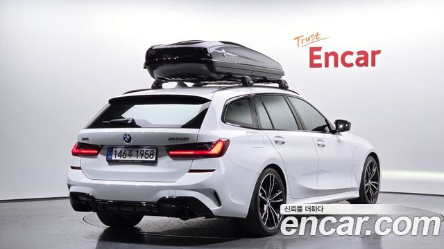 BMW 3-Series 320i Touring M Sports