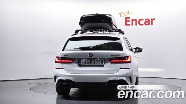 BMW 3-Series 320i Touring M Sports
