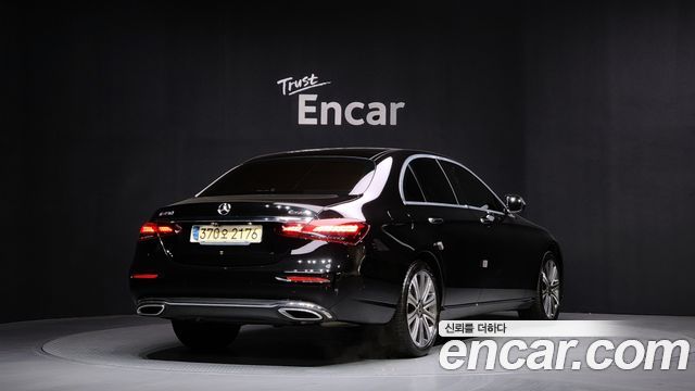 Mercedes-Benz E-Class E450 4MATIC Exclusive