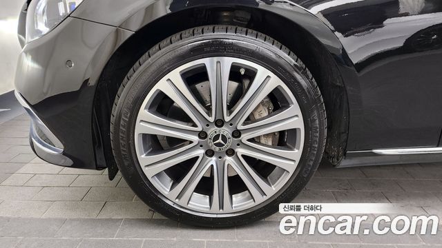 Mercedes-Benz E-Class E450 4MATIC Exclusive