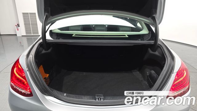 Mercedes-Benz C-Class C200 d
