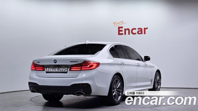 BMW 5-Series 520d xDrive M Sport Package