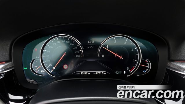BMW 5-Series 520d xDrive M Sport Package