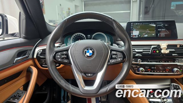 BMW 5-Series 520d xDrive M Sport Package
