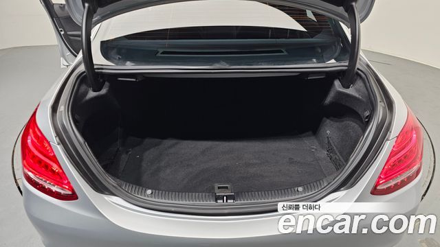 Mercedes-Benz C-Class C220 d Avantgarde