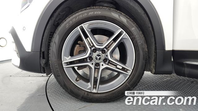 Mercedes-Benz GLB-Class GLB250 4MATIC