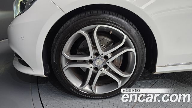Mercedes-Benz E-Class E250 BlueTec 4MATIC AV