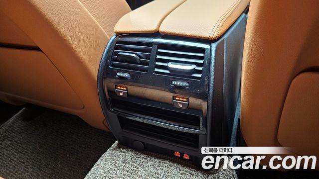 BMW 5-Series 520i Luxury