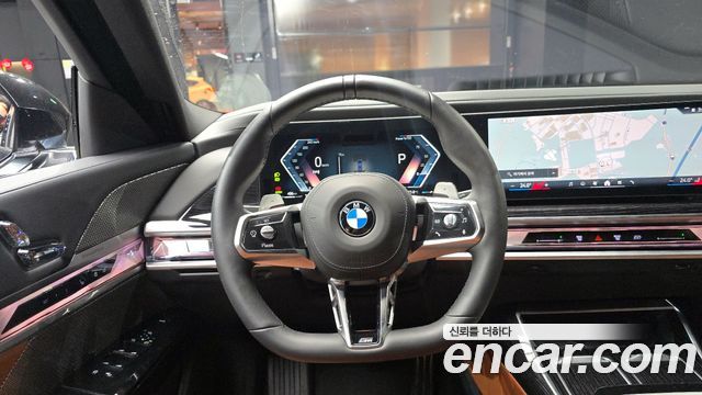 BMW 7-Series 740i xDrive M Sport