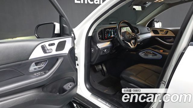 Mercedes-Benz GLE-Class GLE300d 4MATIC