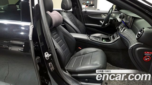Mercedes-Benz E-Class E350 4MATIC AMG Line