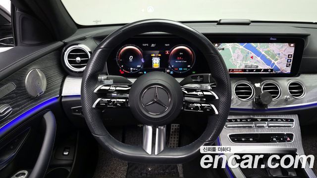 Mercedes-Benz E-Class E350 4MATIC AMG Line