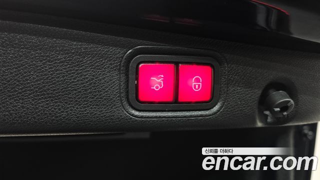 Mercedes-Benz E-Class E350 4MATIC AMG Line