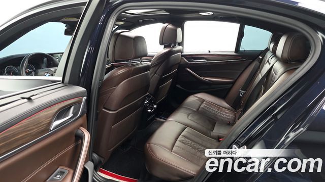 BMW 5-Series 520d M Sport Package Plus
